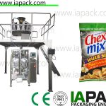 automātiskā pārtikas iepakošanas mašīna uzkodas iesaiņošanas mašīna spilvenu maisā kumode maisā